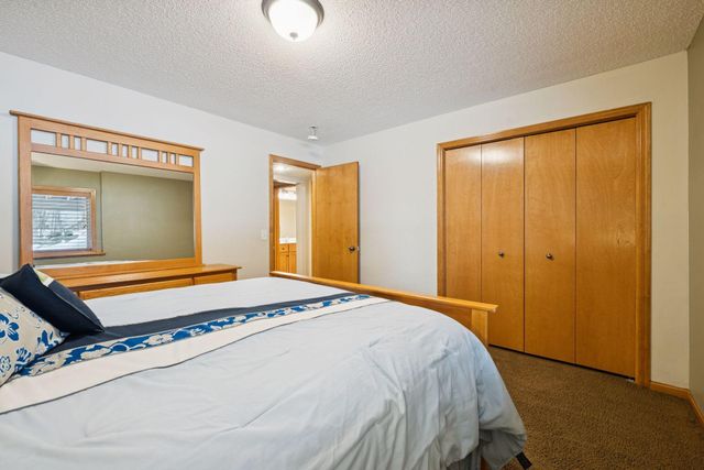 18633 Irvine Way, Lakeville, MN 55044