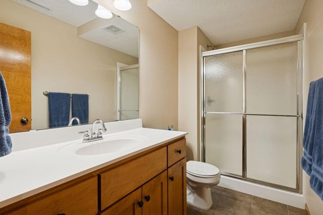 18633 Irvine Way, Lakeville, MN 55044