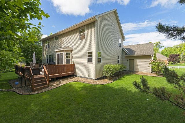 18633 Irvine Way, Lakeville, MN 55044