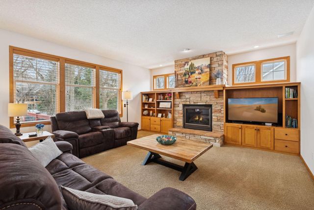 18633 Irvine Way, Lakeville, MN 55044