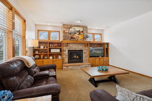 18633 Irvine Way, Lakeville, MN 55044