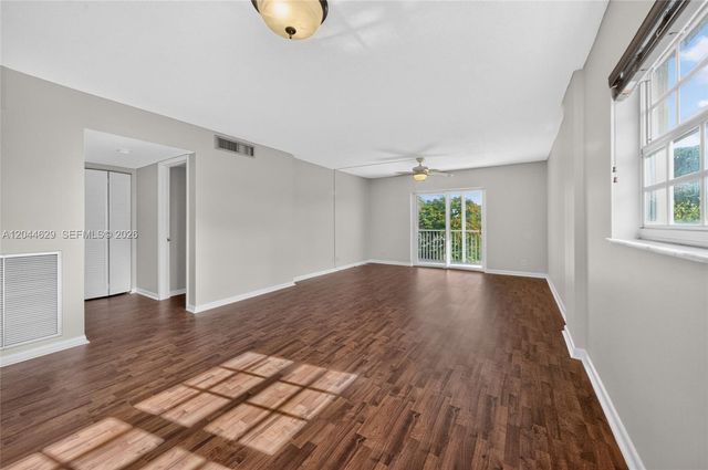 9101 W Sample Road 306, Coral Springs, FL 33065