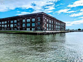 401 W Shoreline Dr Unit 206, Sandusky, OH 44870