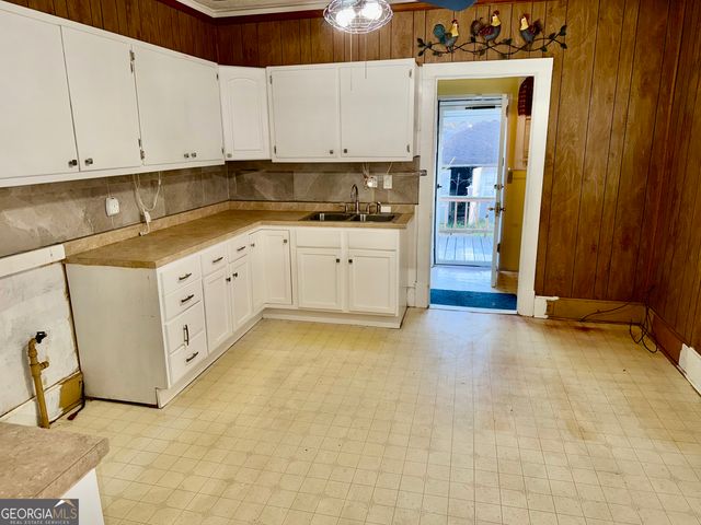 349 Cook Street, Elberton, GA 30635