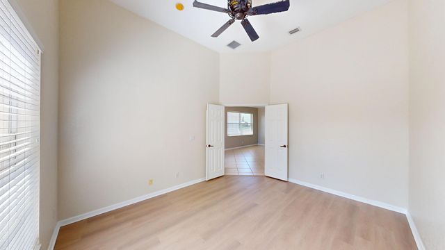 155 Bella Vista Way, Royal Palm Beach, FL 33411