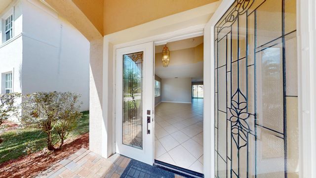 155 Bella Vista Way, Royal Palm Beach, FL 33411