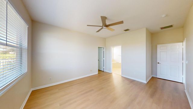 155 Bella Vista Way, Royal Palm Beach, FL 33411