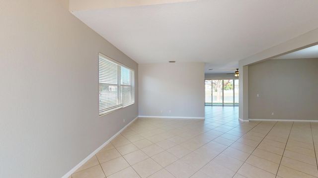 155 Bella Vista Way, Royal Palm Beach, FL 33411