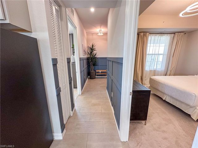 163 Indies DR E # 206, Naples, FL 34114