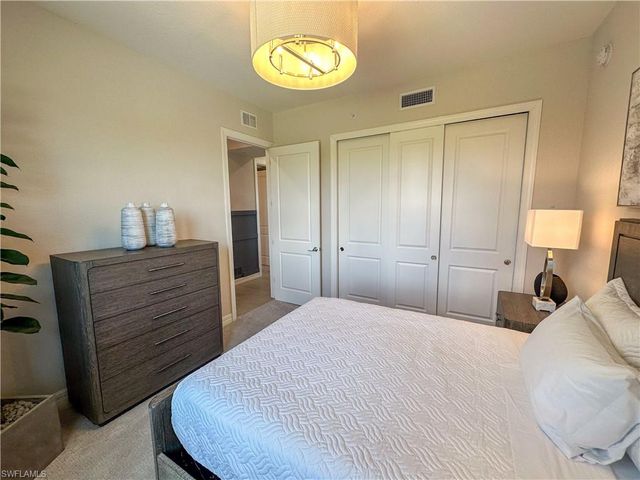 163 Indies DR E # 206, Naples, FL 34114