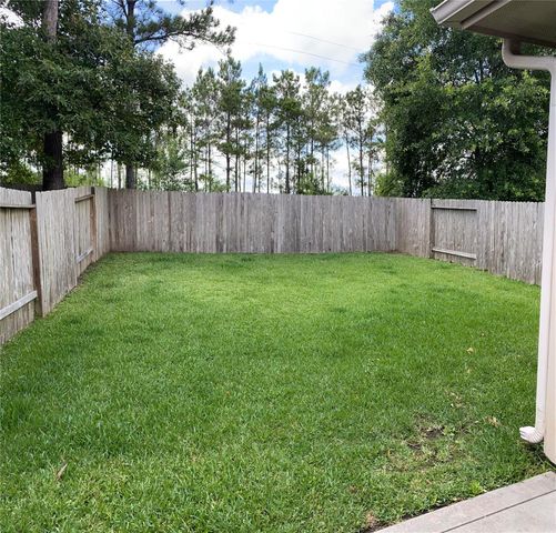 33 Woodland Hills Drive A, Conroe, TX 77303
