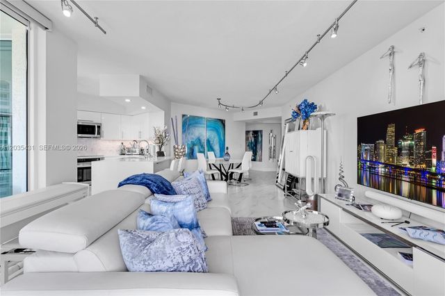 347 N New River Drive E 1904, Fort Lauderdale, FL 33301