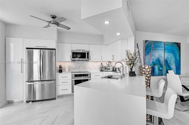 347 N New River Drive E 1904, Fort Lauderdale, FL 33301