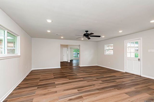 6208 Clermont St, Baker, LA 70714