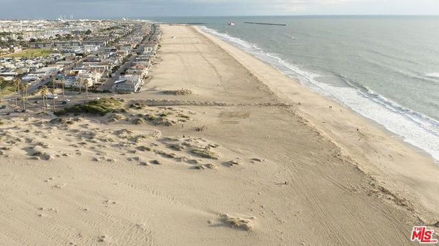 4445 Antigua Way, Oxnard, CA 93035