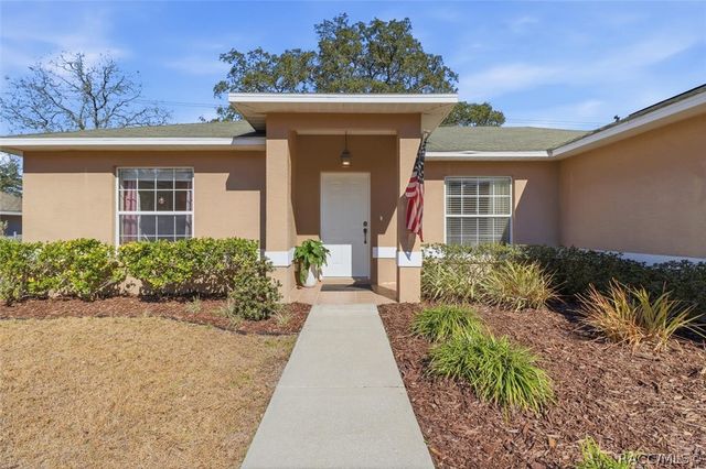 2745 W Redgate Drive, Dunnellon, FL 34433