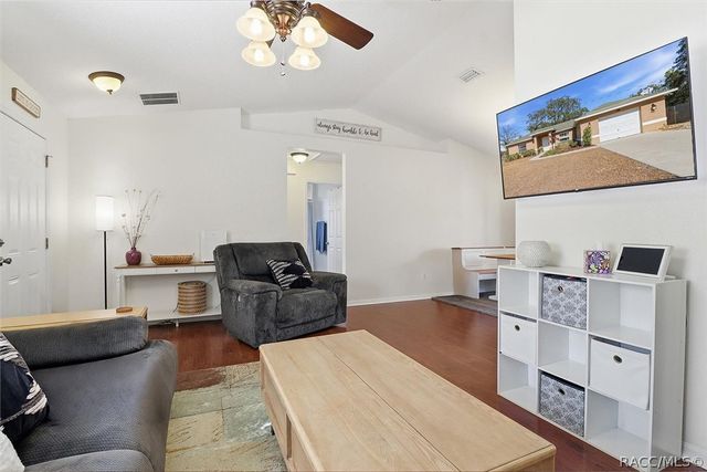 2745 W Redgate Drive, Dunnellon, FL 34433