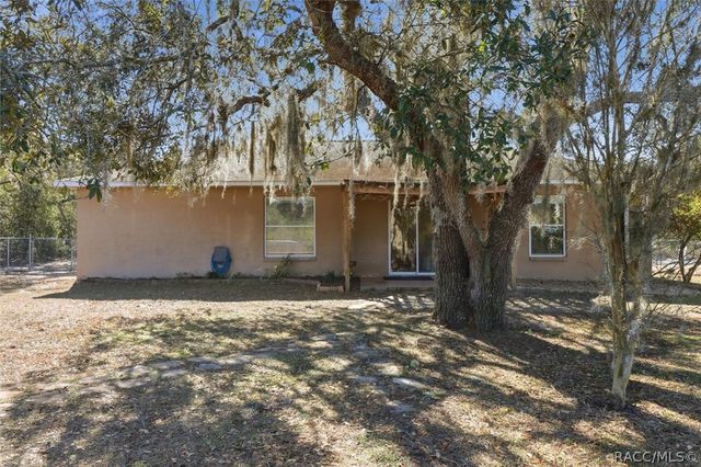 2745 W Redgate Drive, Dunnellon, FL 34433