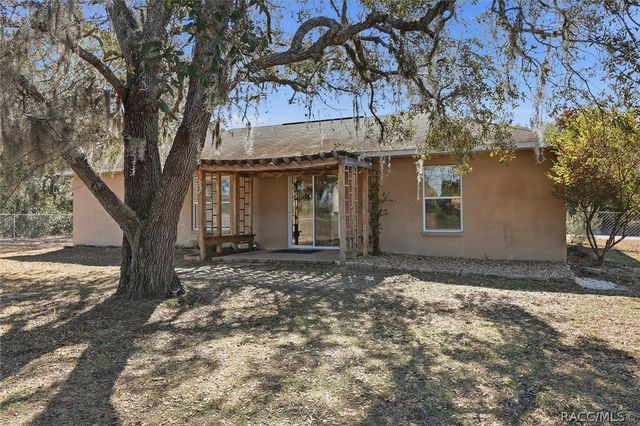 2745 W Redgate Drive, Dunnellon, FL 34433