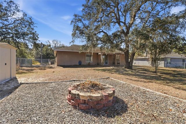 2745 W Redgate Drive, Dunnellon, FL 34433