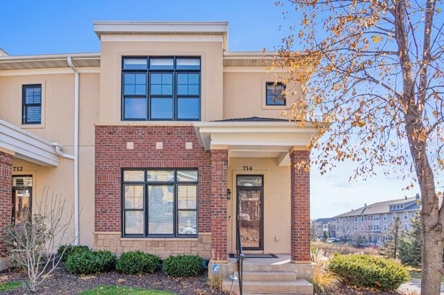 714 Linden Street, Mendota Heights, MN 55118