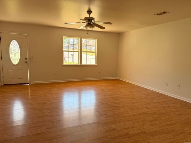 124 Summer Court, Hot Springs, AR 71913