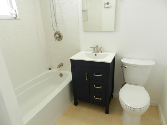 141 West Court, Royal Palm Beach, FL 33411