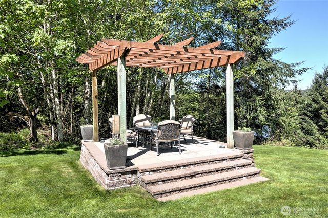 110 SE Lazy Dog Lane, Shelton, WA 98584