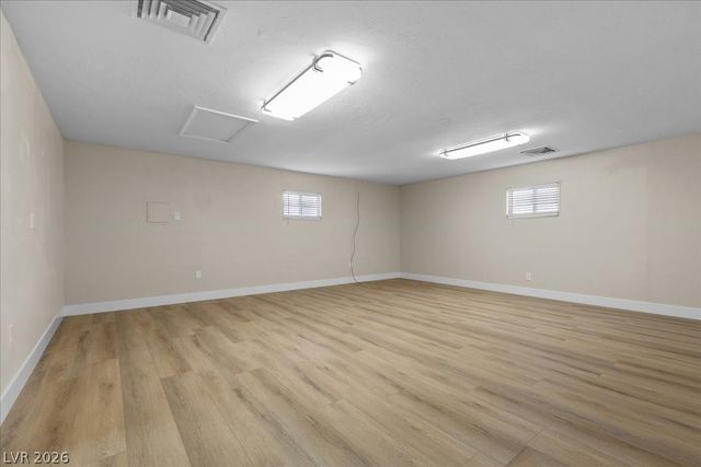 7477 Ullom Drive, Las Vegas, NV 89139