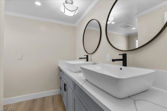 7477 Ullom Drive, Las Vegas, NV 89139