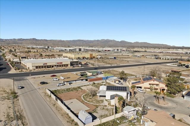 7477 Ullom Drive, Las Vegas, NV 89139