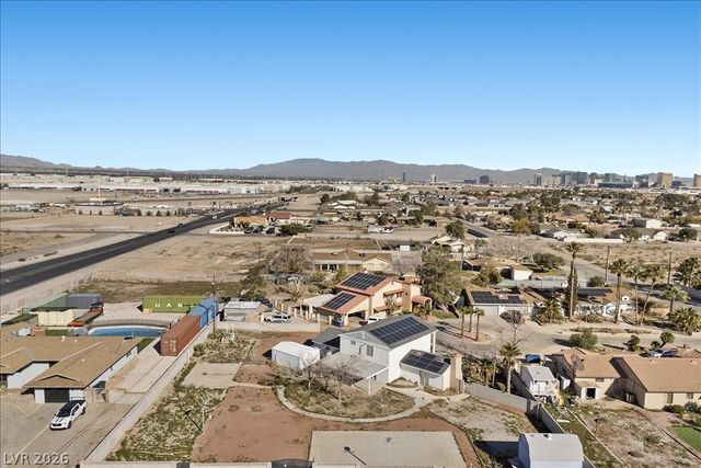 7477 Ullom Drive, Las Vegas, NV 89139