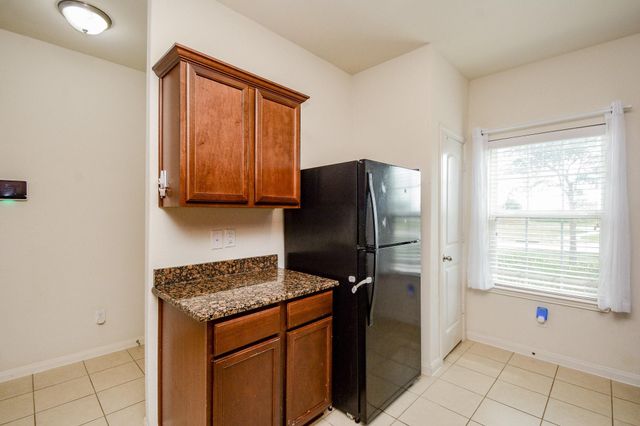 1322 Emerald Stone Drive, Arcola, TX 77583