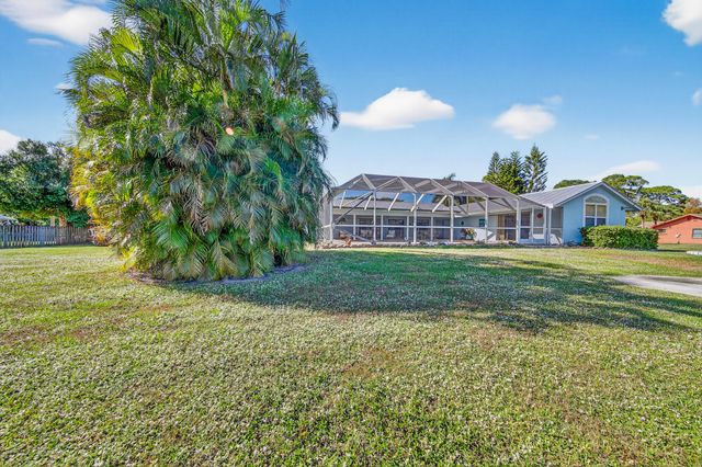 5609 SE Lamay Drive, Stuart, FL 34997