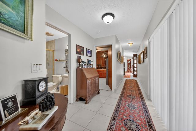 5609 SE Lamay Drive, Stuart, FL 34997