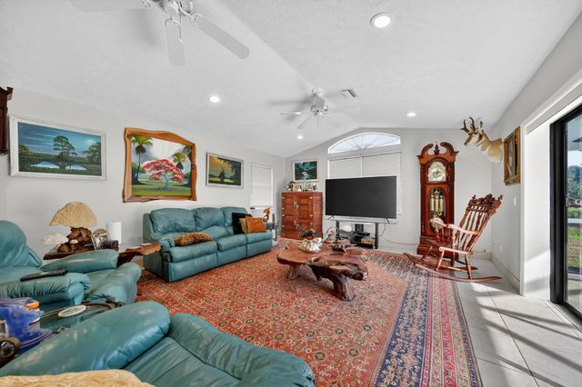 5609 SE Lamay Drive, Stuart, FL 34997