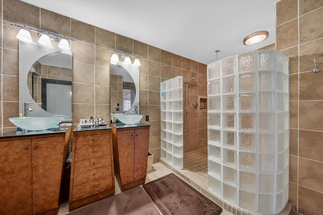 5609 SE Lamay Drive, Stuart, FL 34997