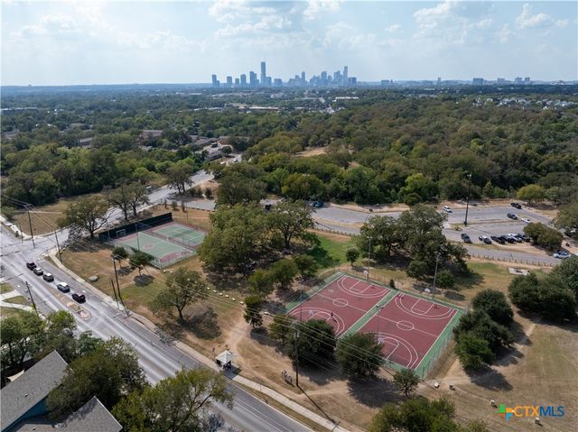 1112 Terry Drive, Austin, TX 78721