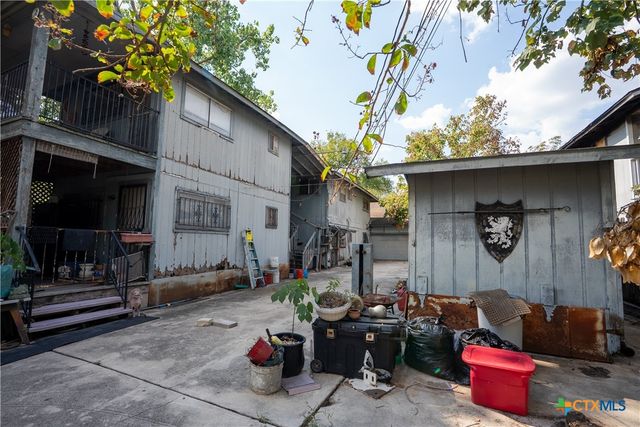 1112 Terry Drive, Austin, TX 78721