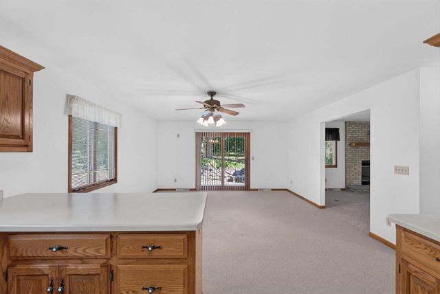 808 Schloemer DRIVE, West Bend, WI 53095