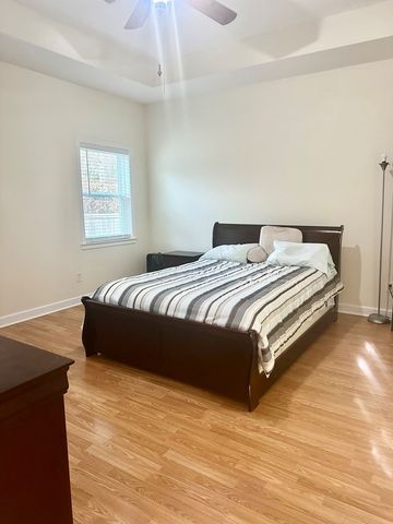 101 Brockton Ct, Dothan, AL 36305