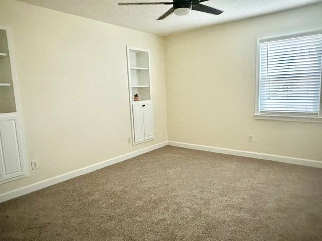 101 Brockton Ct, Dothan, AL 36305