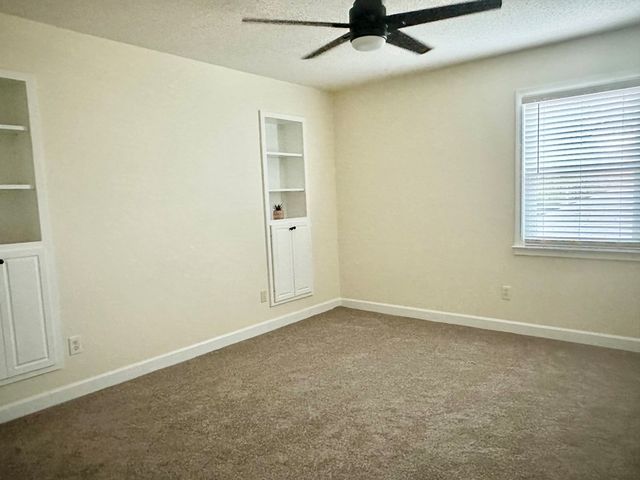 101 Brockton Ct, Dothan, AL 36305