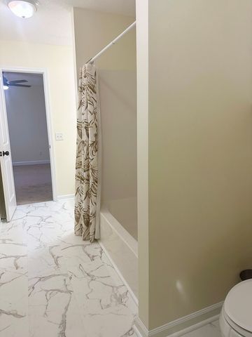 101 Brockton Ct, Dothan, AL 36305