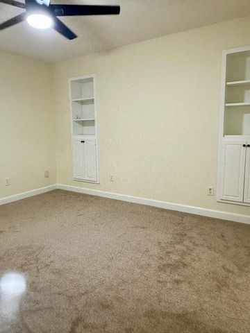 101 Brockton Ct, Dothan, AL 36305