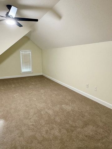 101 Brockton Ct, Dothan, AL 36305