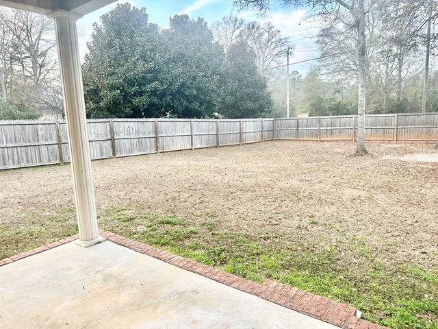 101 Brockton Ct, Dothan, AL 36305