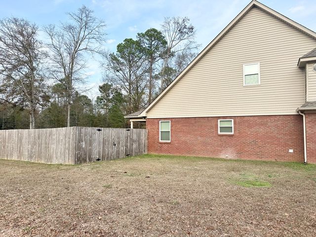 101 Brockton Ct, Dothan, AL 36305