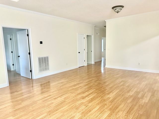 101 Brockton Ct, Dothan, AL 36305