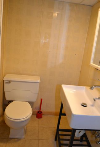 4200 19th Avenue S, Minneapolis, MN 55407